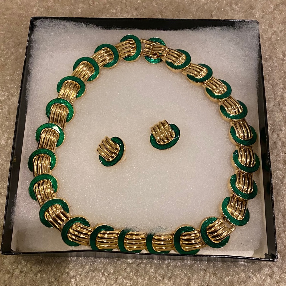 Vintage necklace and earring set